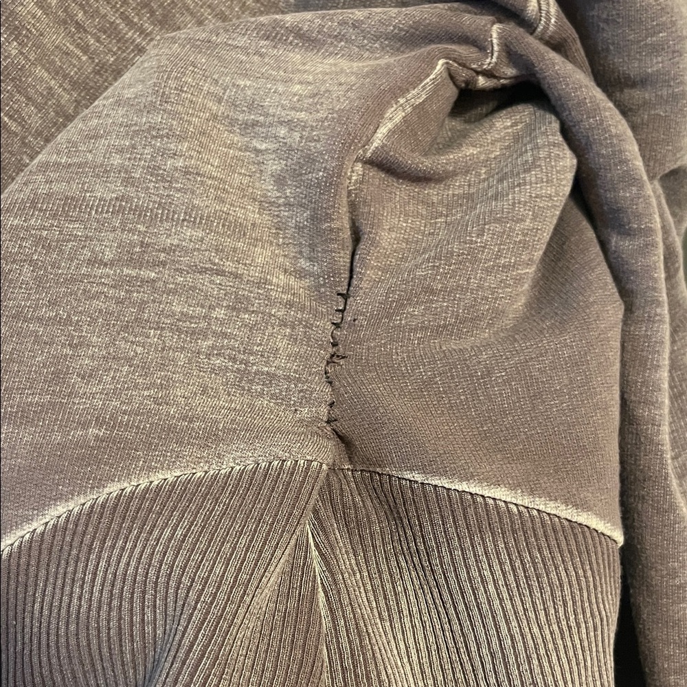 Free People Purple V-Neck Sweatshirt - Picture 5 of 7